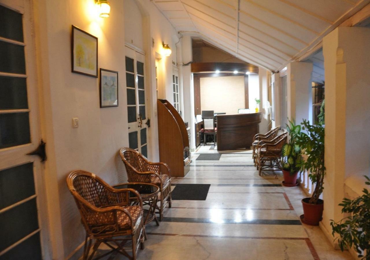 Mpt Rock End Manor, Pachmarhi Otel Dış mekan fotoğraf