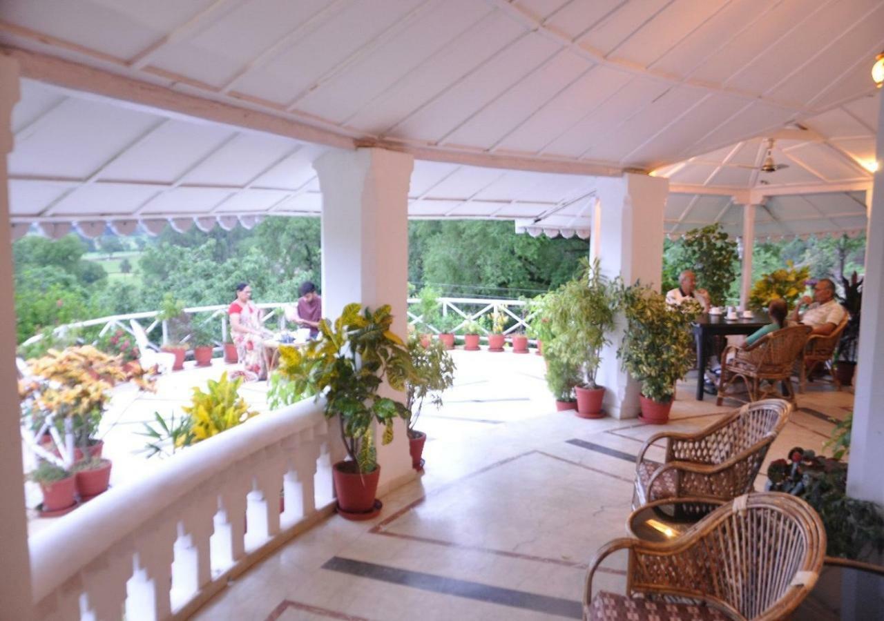 Mpt Rock End Manor, Pachmarhi Otel Dış mekan fotoğraf
