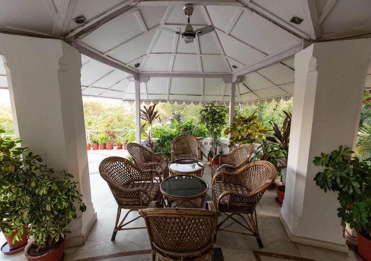 Mpt Rock End Manor, Pachmarhi Otel Dış mekan fotoğraf