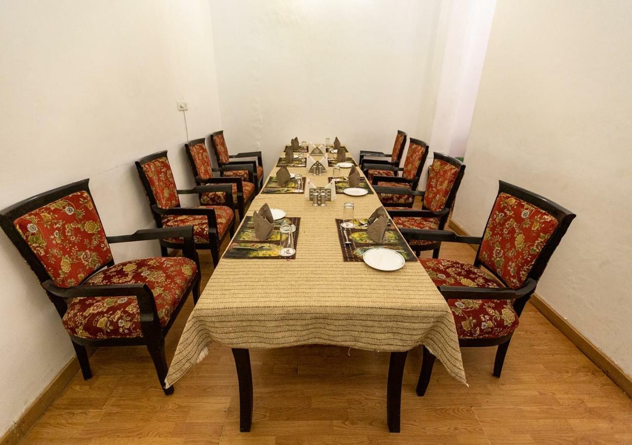 Mpt Rock End Manor, Pachmarhi Otel Dış mekan fotoğraf